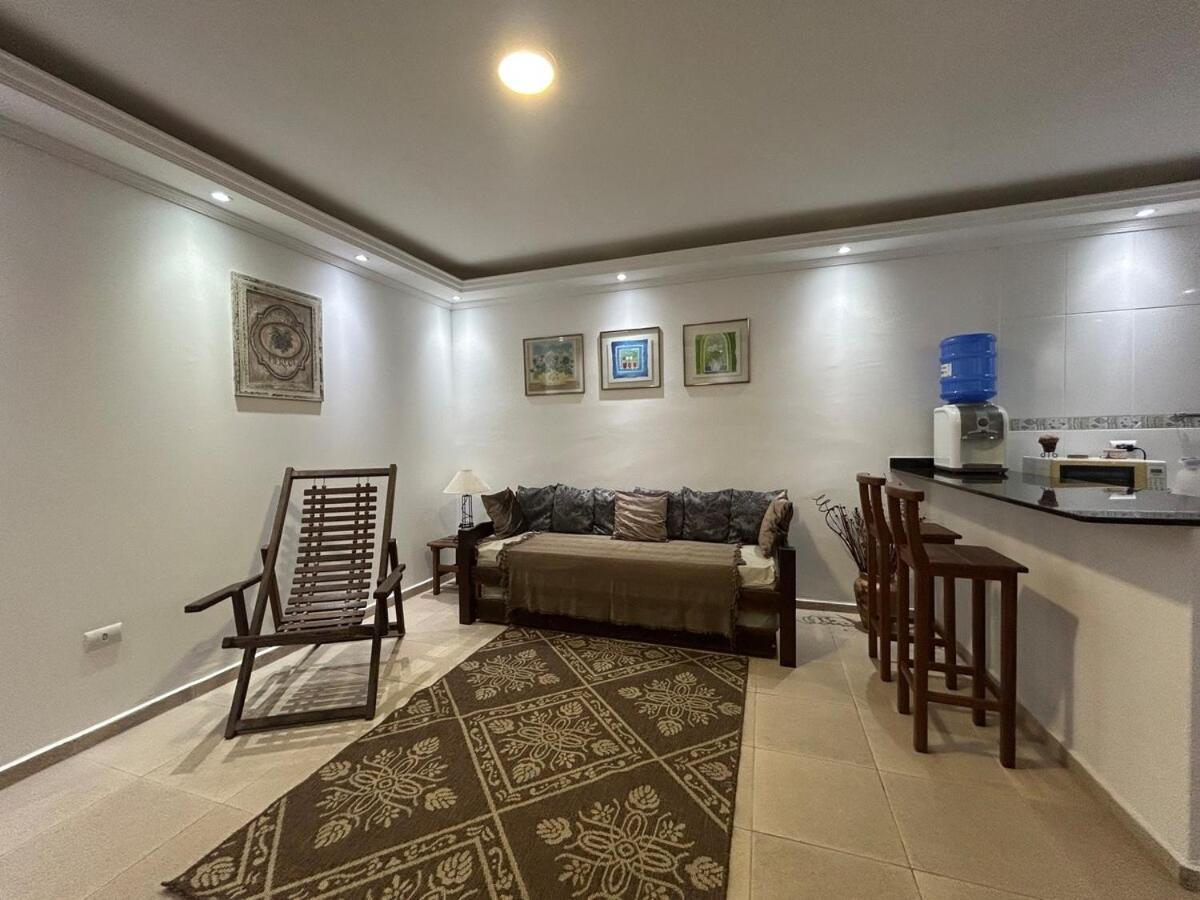 Proximo A Maranduba, Local Com Piscina Apartamento *