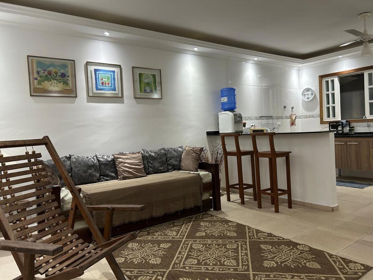 Apartamento Proximo A Maranduba, Local Com Piscina *