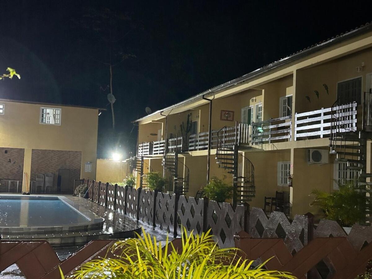 Proximo A Maranduba, Local Com Piscina * Ubatuba