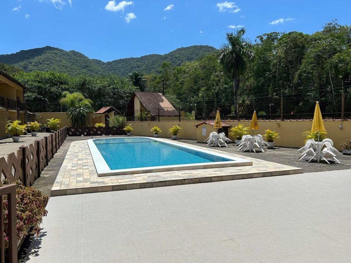 Apartamento Proximo A Maranduba, Local Com Piscina