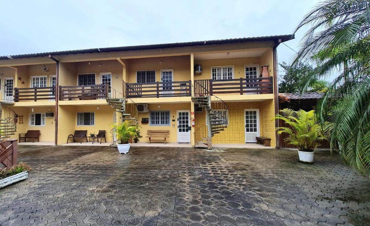 Proximo A Maranduba, Local Com Piscina Ubatuba