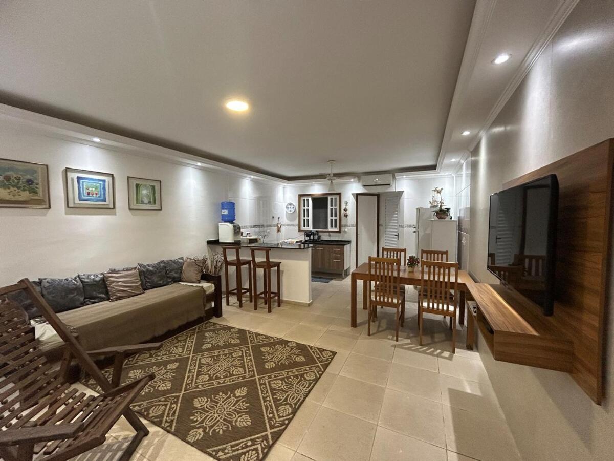 Apartamento Proximo A Maranduba, Local Com Piscina
