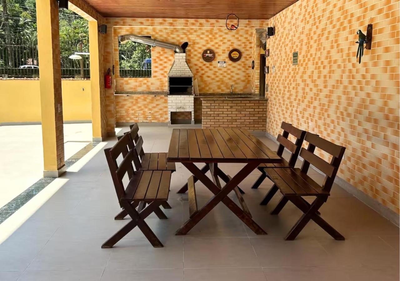 Apartamento Proximo A Maranduba, Local Com Piscina *