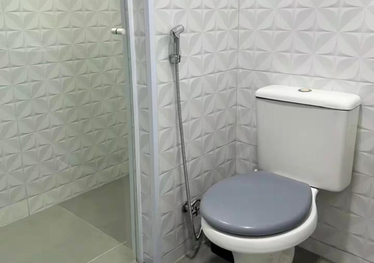Apartamento Proximo A Maranduba, Local Com Piscina *